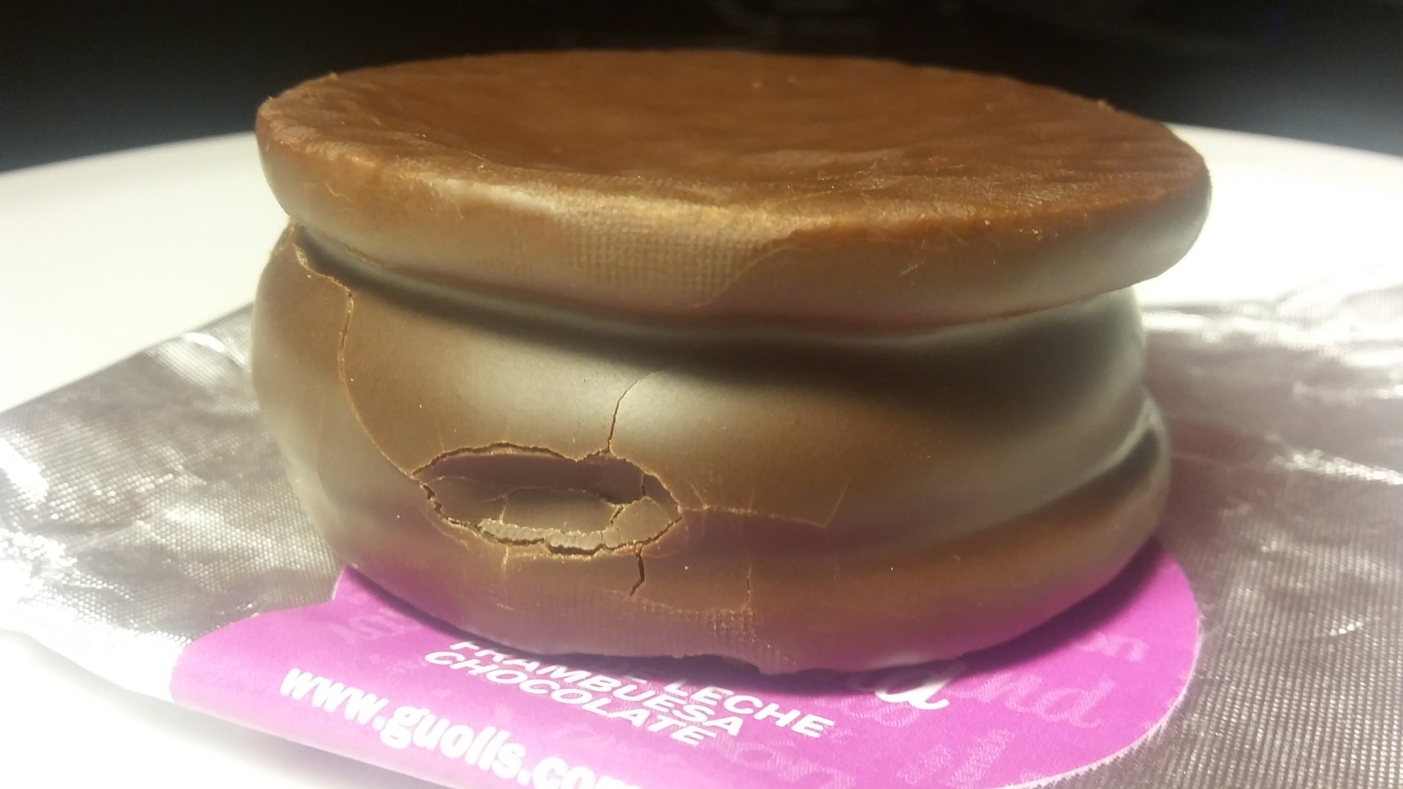 alfajor guolis de frambuesa